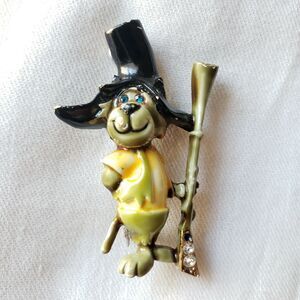 HAR Signed Enamel Dog Brooch W Rhinestones